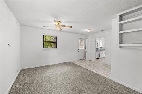 613 N Newsom Mineola TX 75773