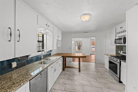613 N Newsom Mineola TX 75773