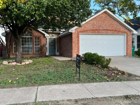 707 Keessee Drive Cedar Hill TX 75104