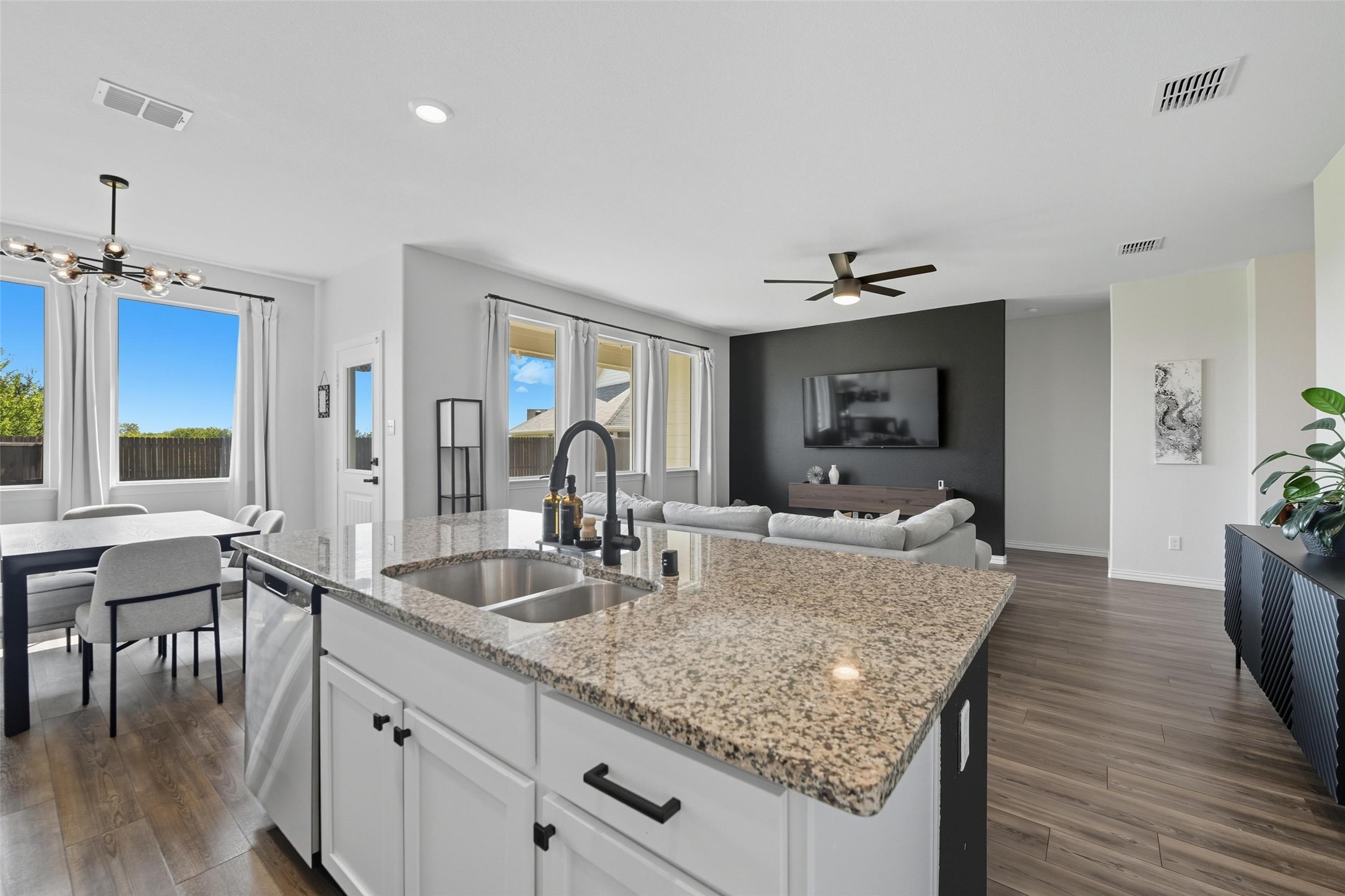 6940 Waterloo Lane Fort Worth TX 76179