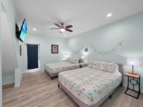 1120 Alex Drive Gilchrist TX 77617