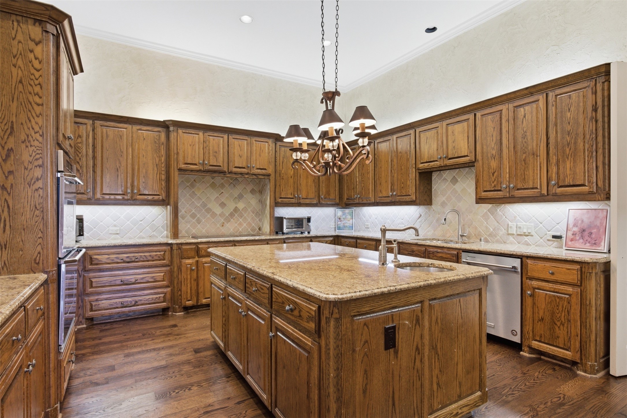 12046 Arbargee Circle Dallas TX 75230