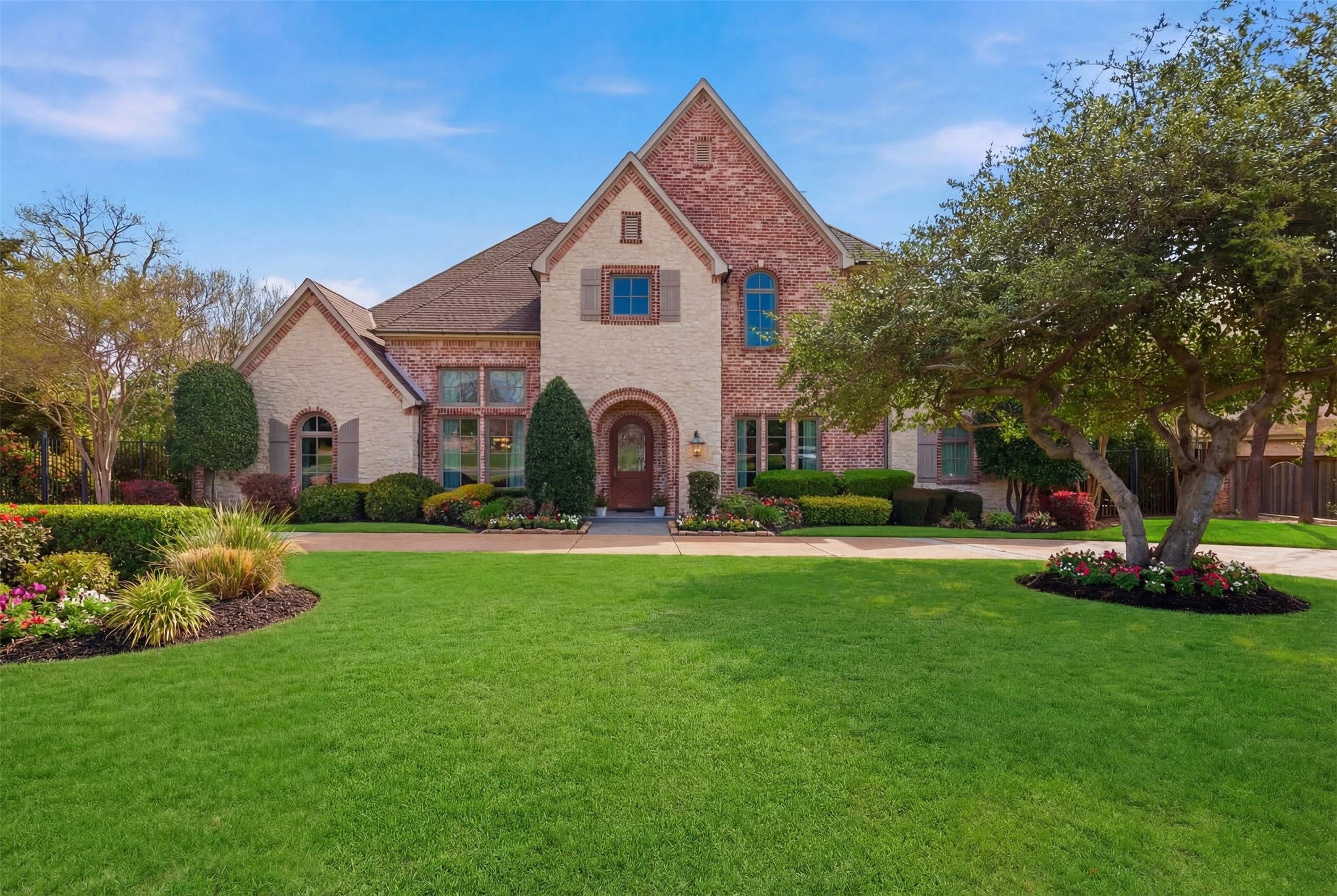 12046 Arbargee Circle Dallas TX 75230