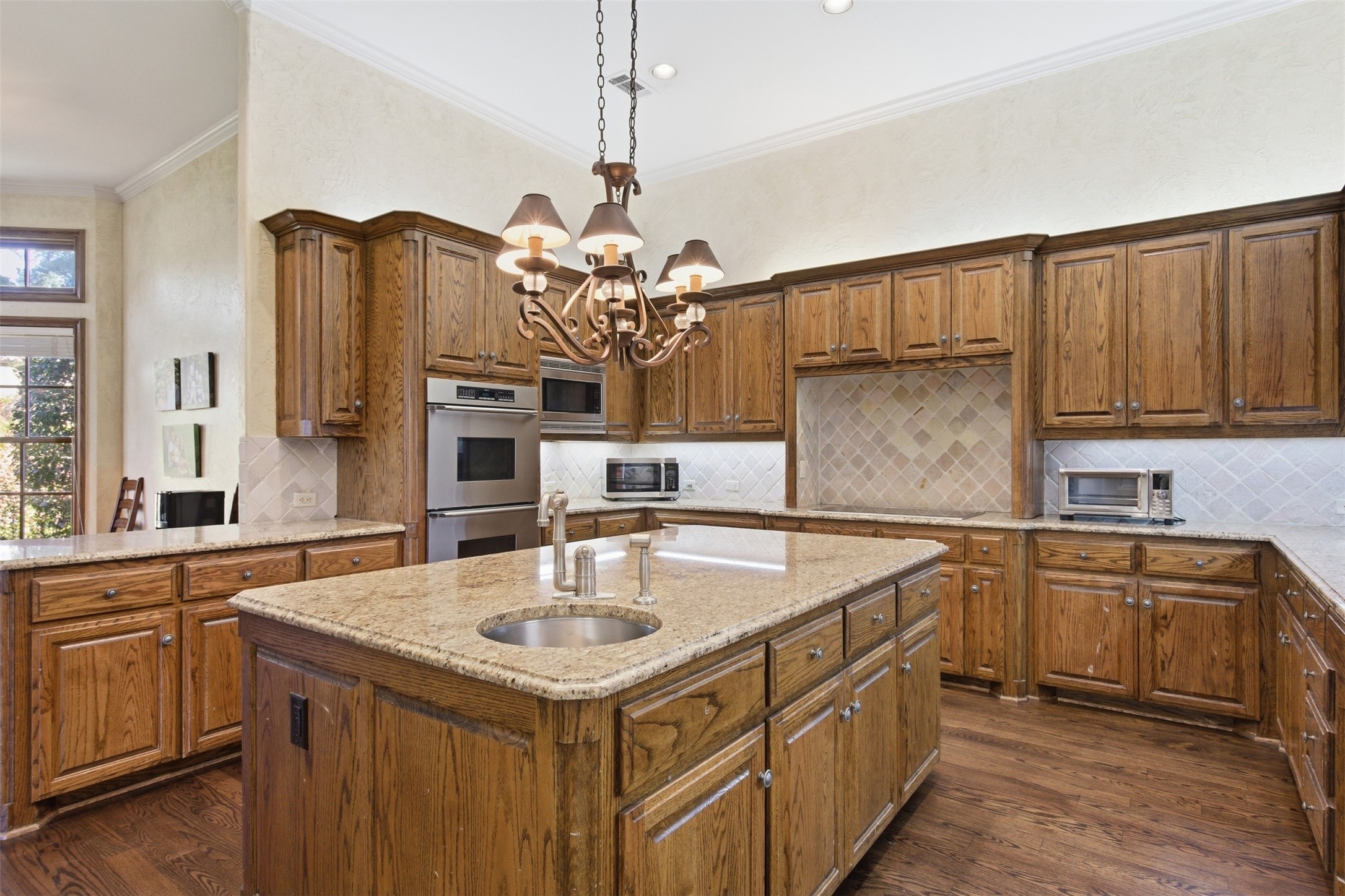 12046 Arbargee Circle Dallas TX 75230