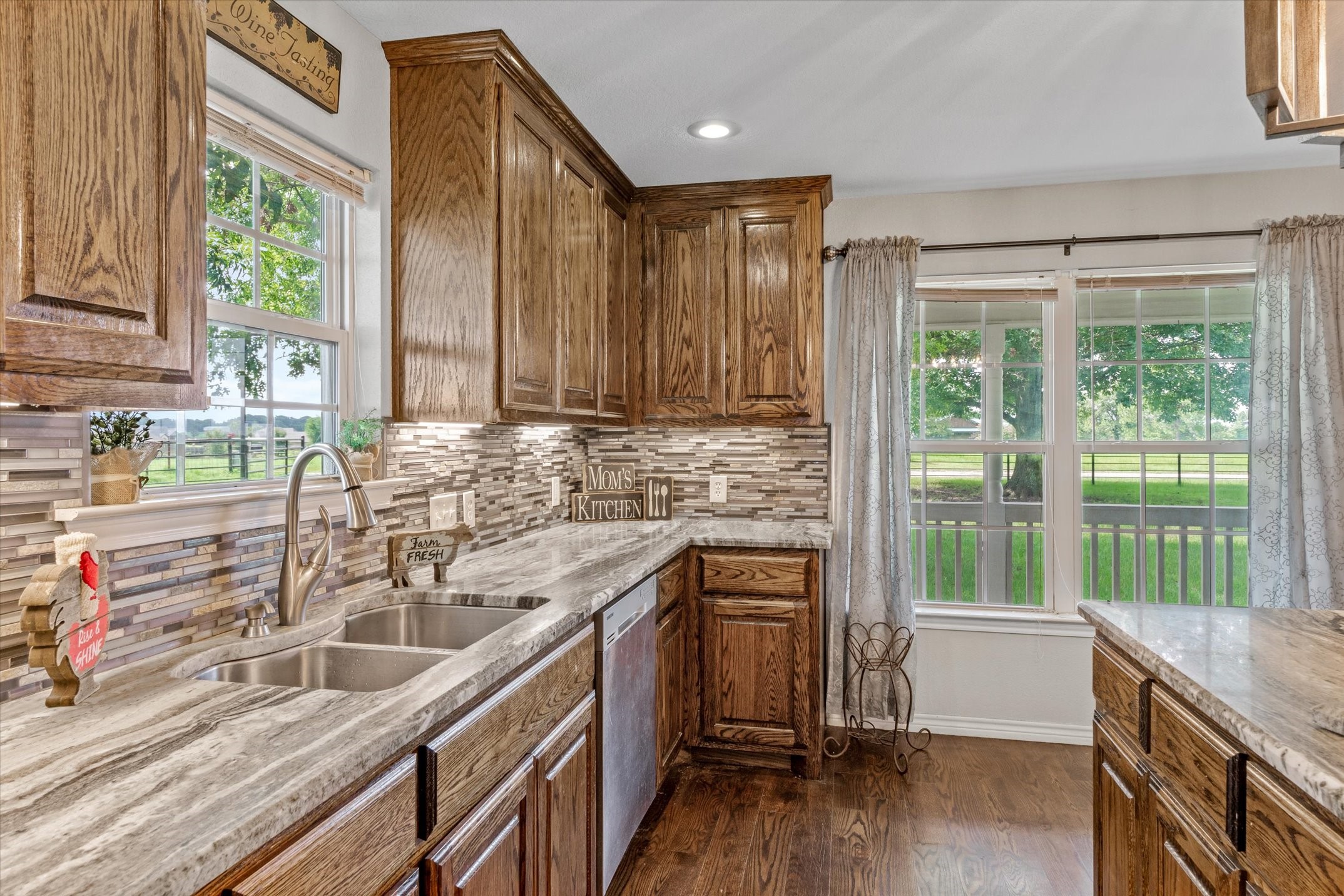 800 Vz County Road 2135 Canton TX 75103