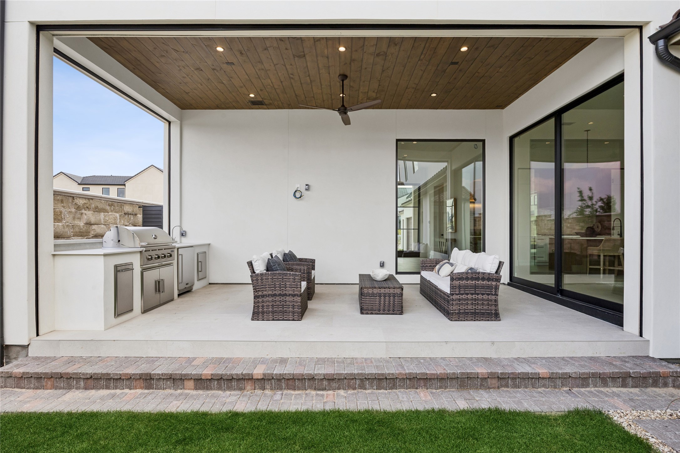311 Avadene Drive Irving TX 75039