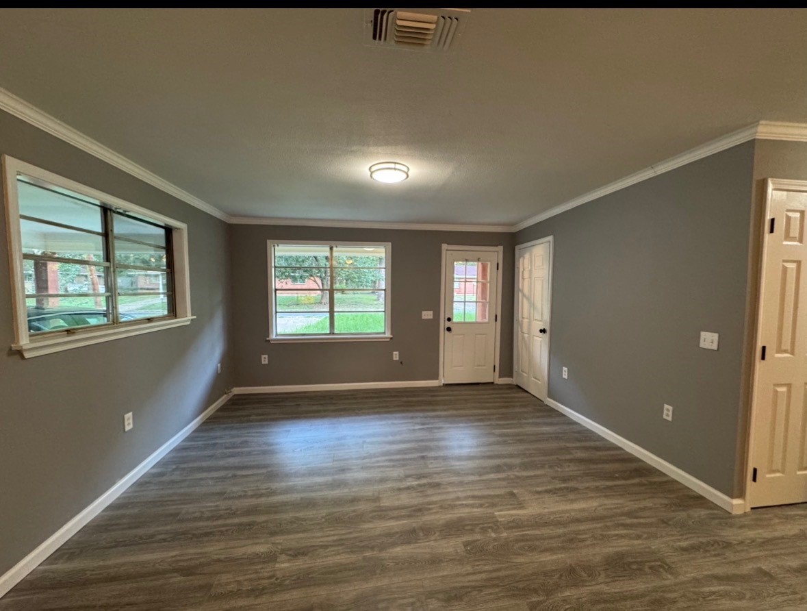 712 NE 5th Street Springhill LA 71075