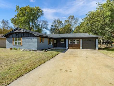 1509 Lyndale Drive Ennis TX 75119