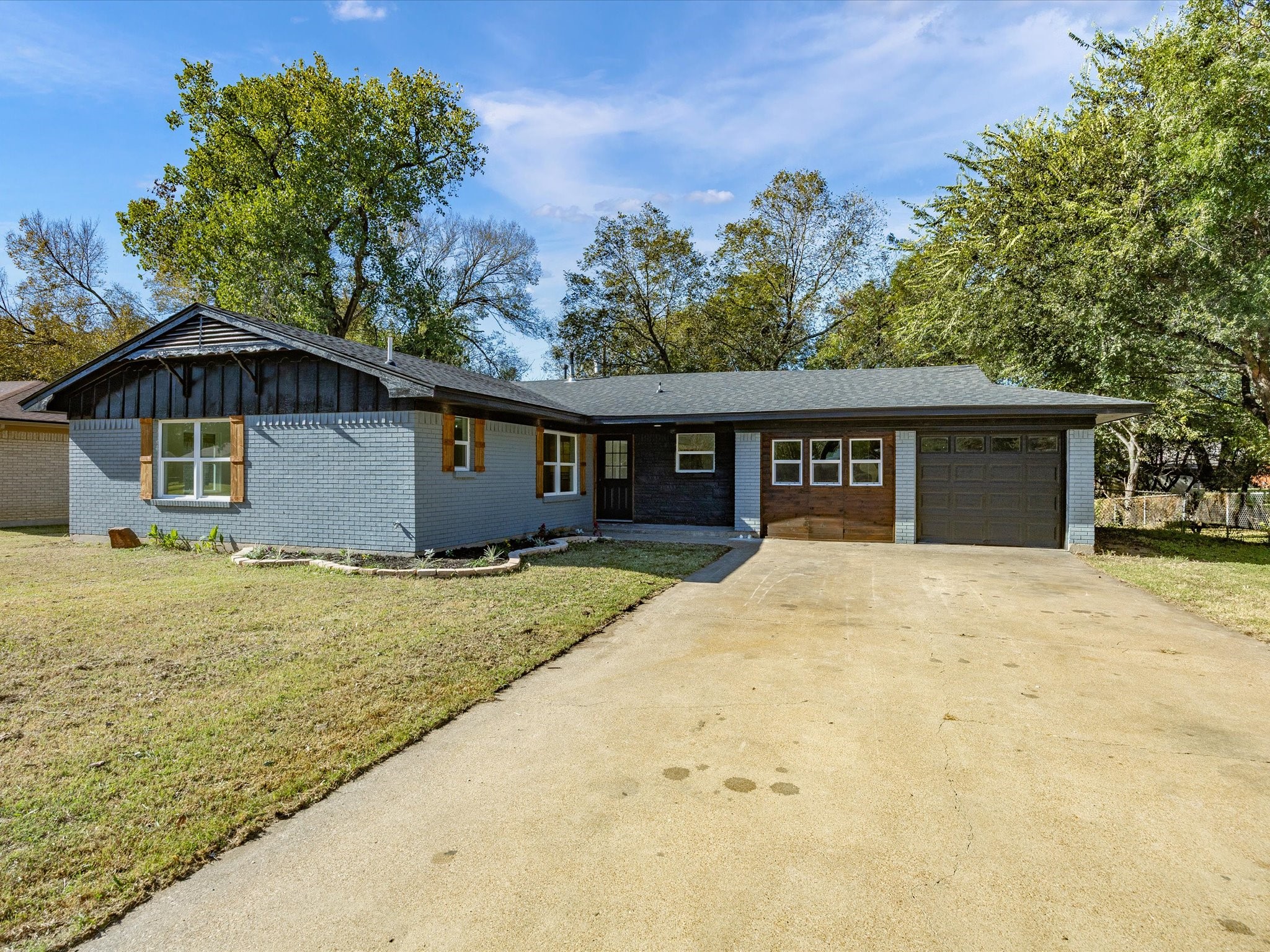 1509 Lyndale Drive Ennis TX 75119