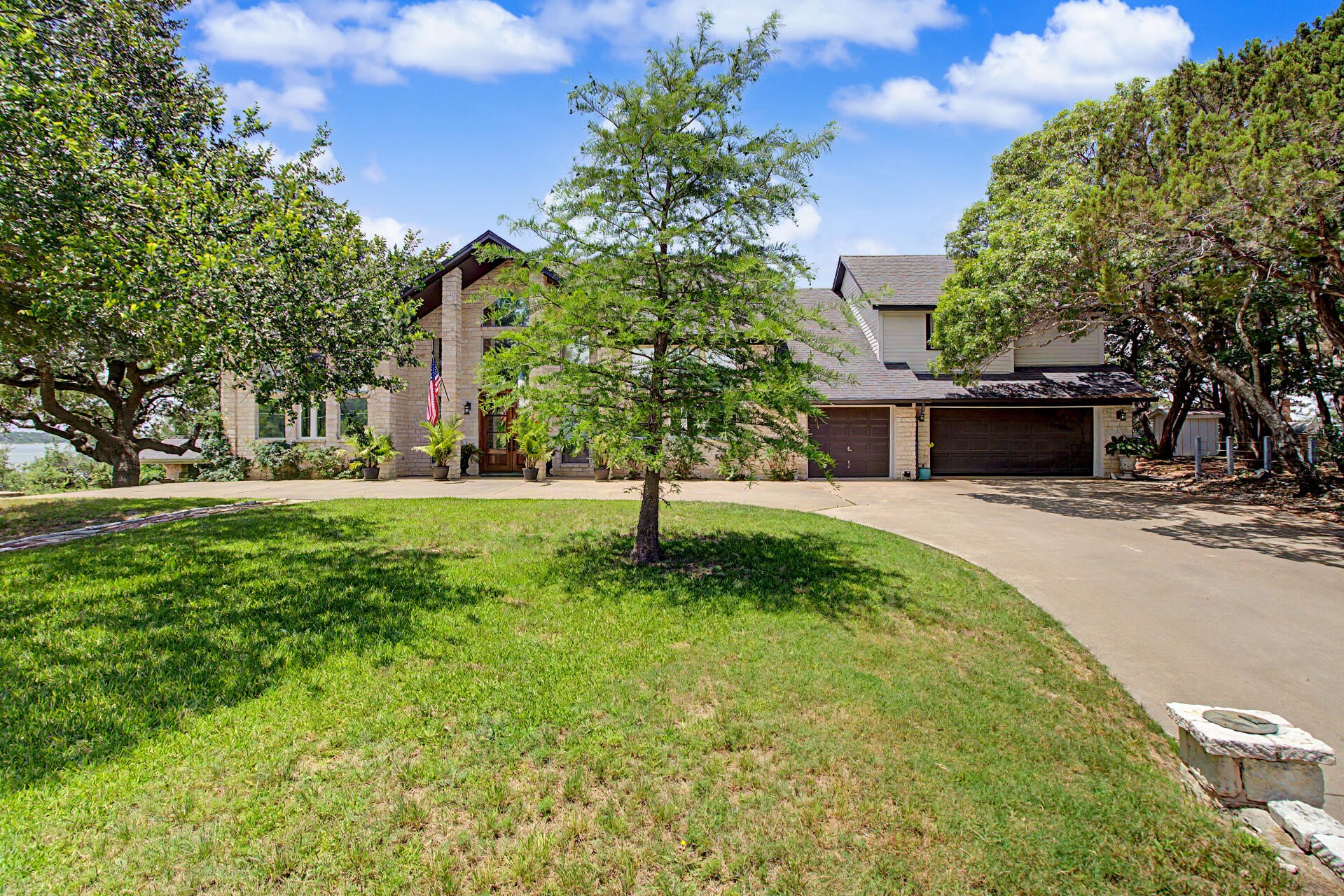 131 Live Oak Drive Whitney TX 76692