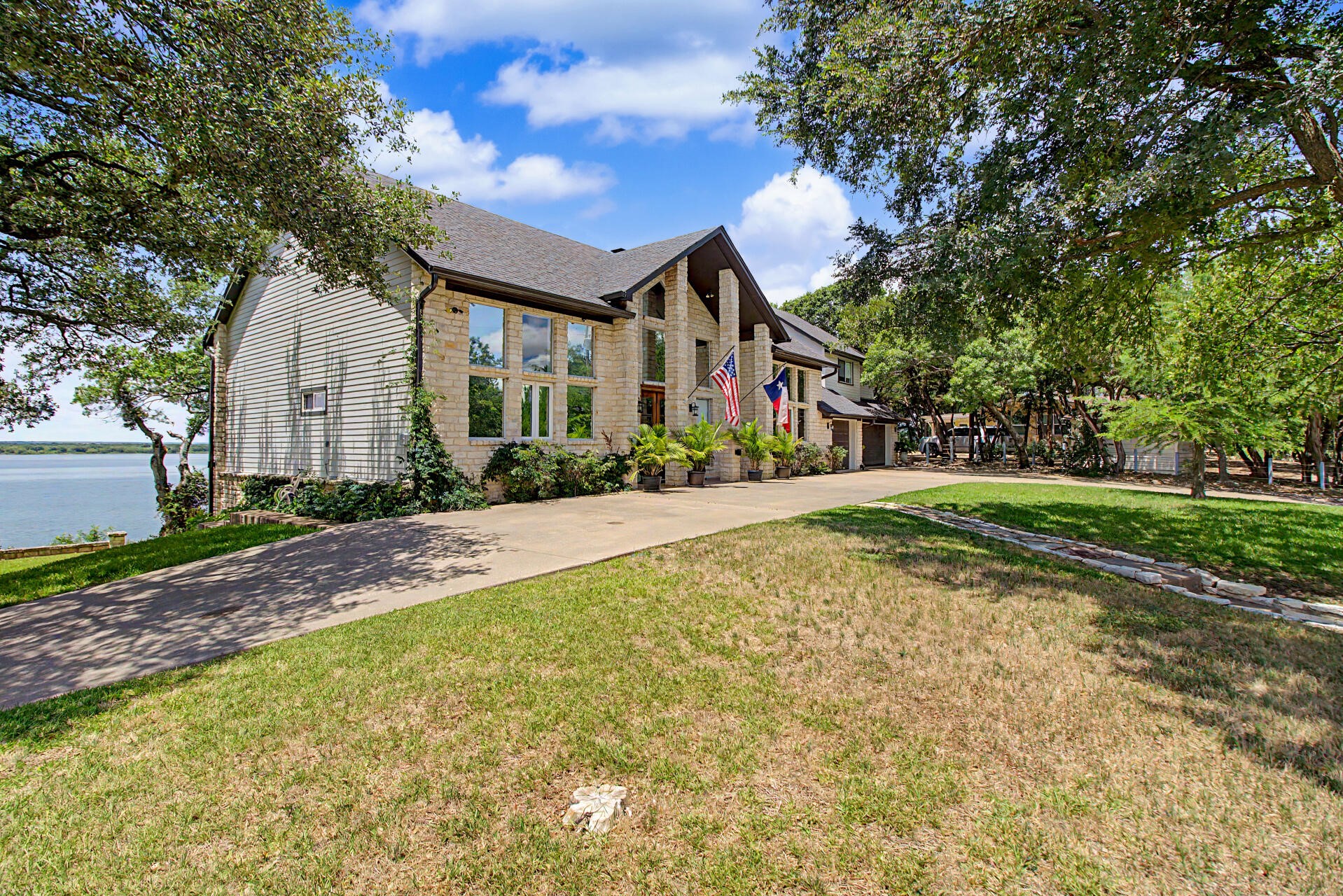131 Live Oak Drive Whitney TX 76692