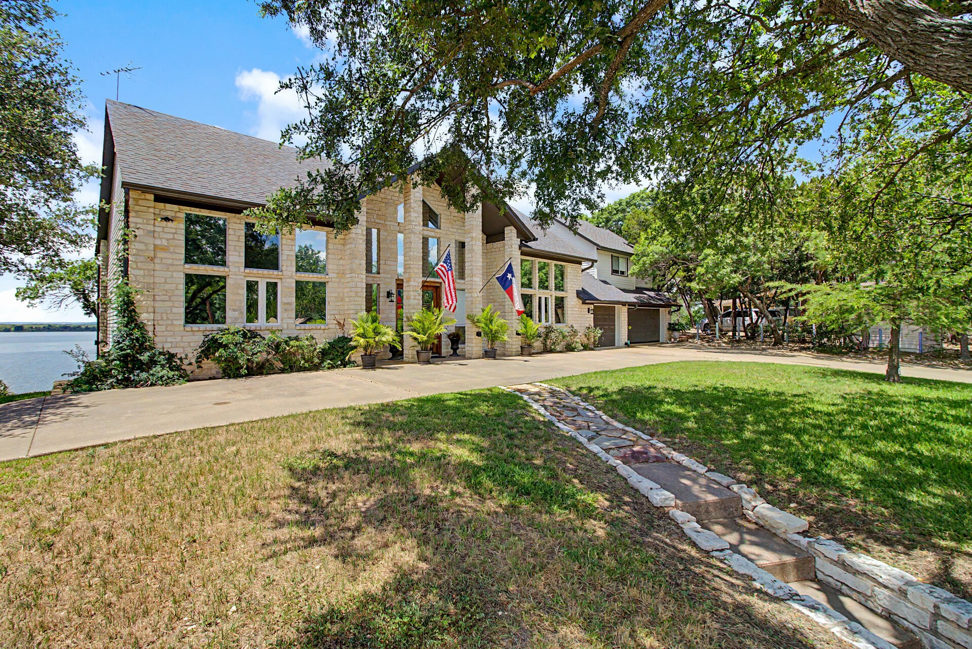 131 Live Oak Drive Whitney TX 76692
