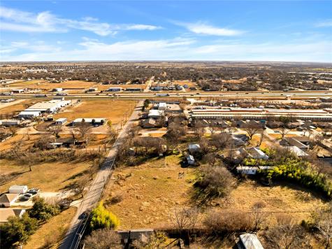 701 Keaton Road S Sanger TX 76266