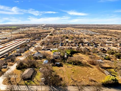 701 Keaton Road S Sanger TX 76266