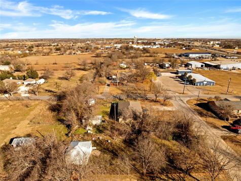 701 Keaton Road S Sanger TX 76266