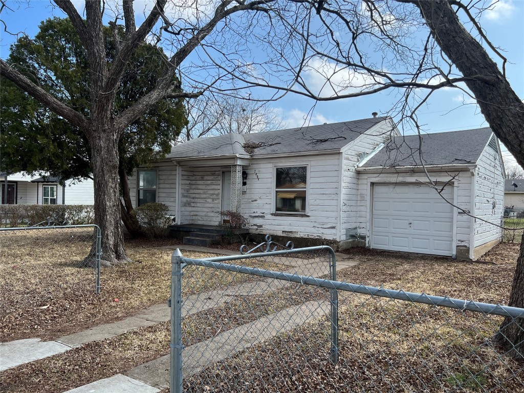 2404 Jennings Avenue Dallas TX 75216