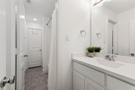 401 Sunnyridge Lane Little Elm TX 76227