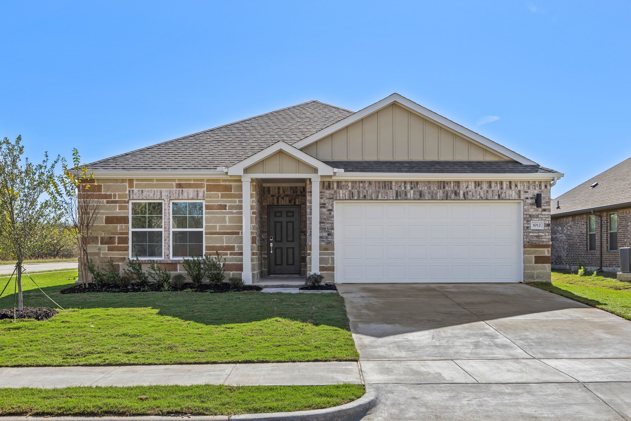 1012 Verde Valley Lane Crowley TX 76036