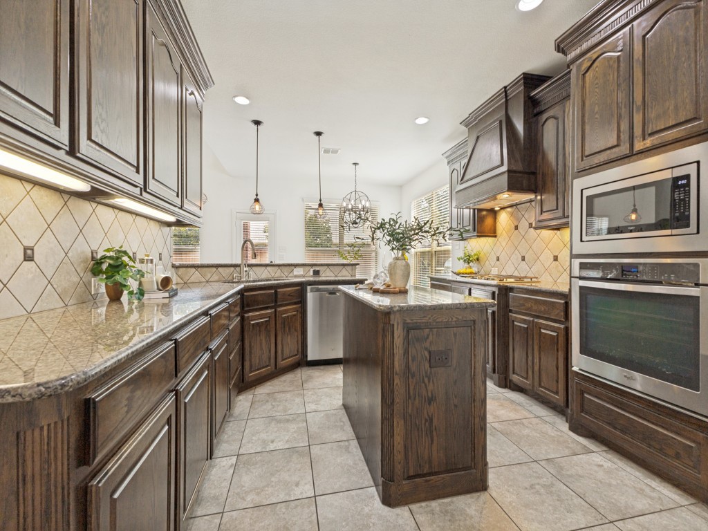 916 Redbird Lane Allen TX 75013