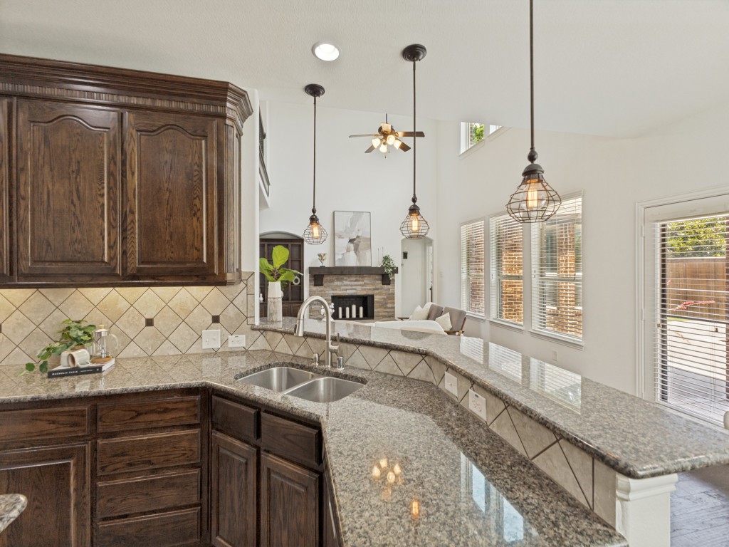 916 Redbird Lane Allen TX 75013