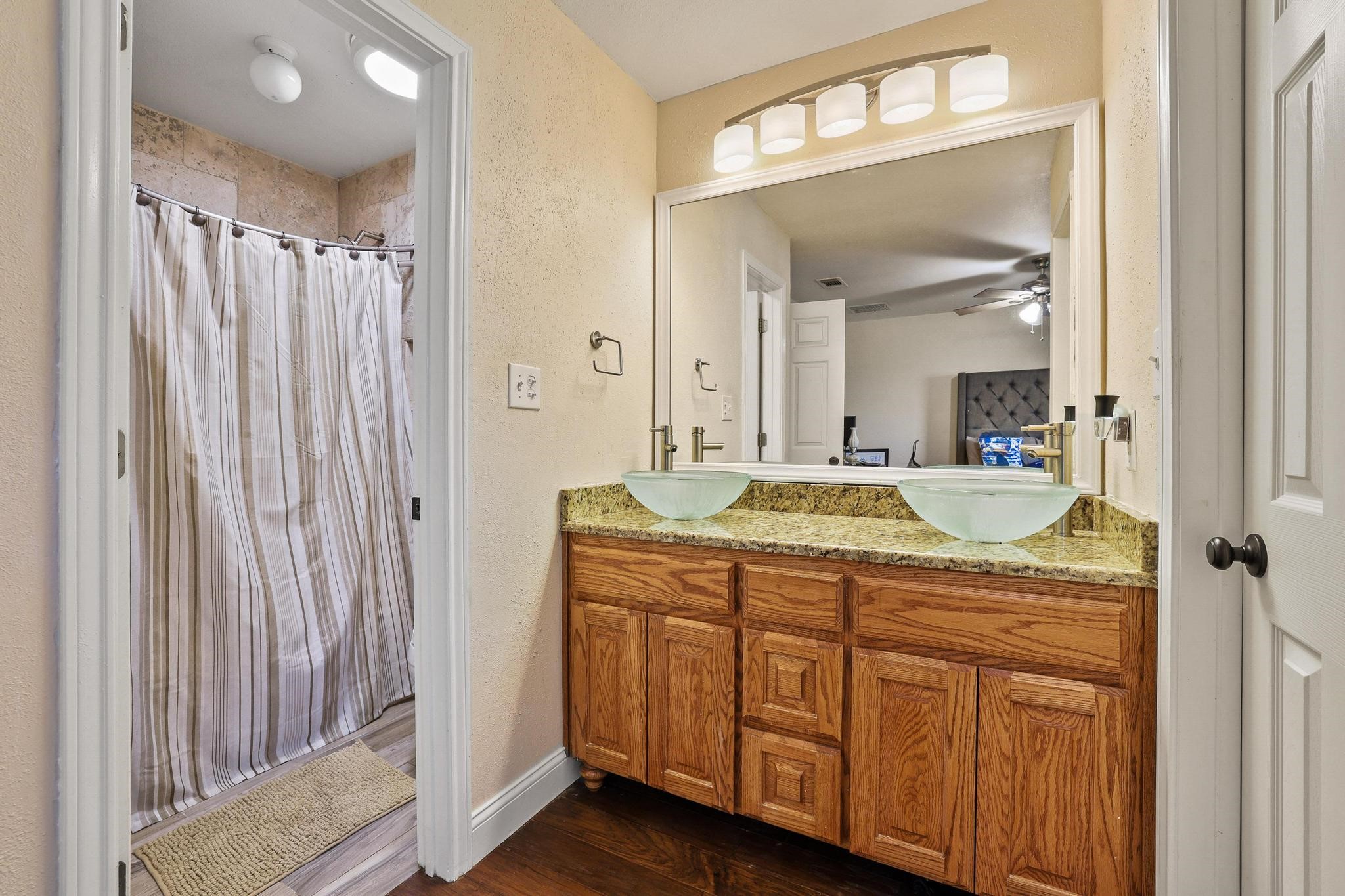 315 Preston Glen Gunter TX 75058
