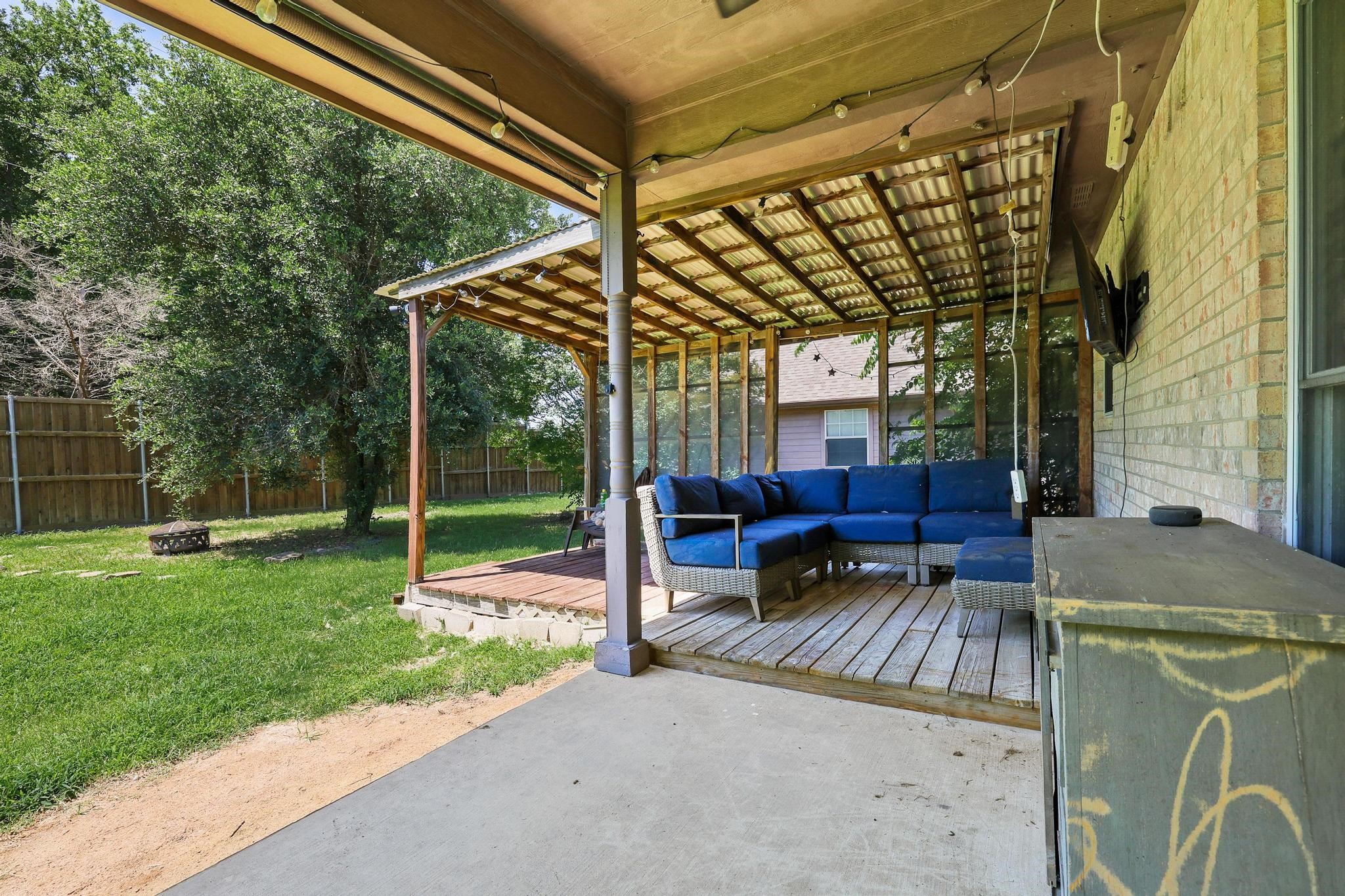 315 Preston Glen Gunter TX 75058