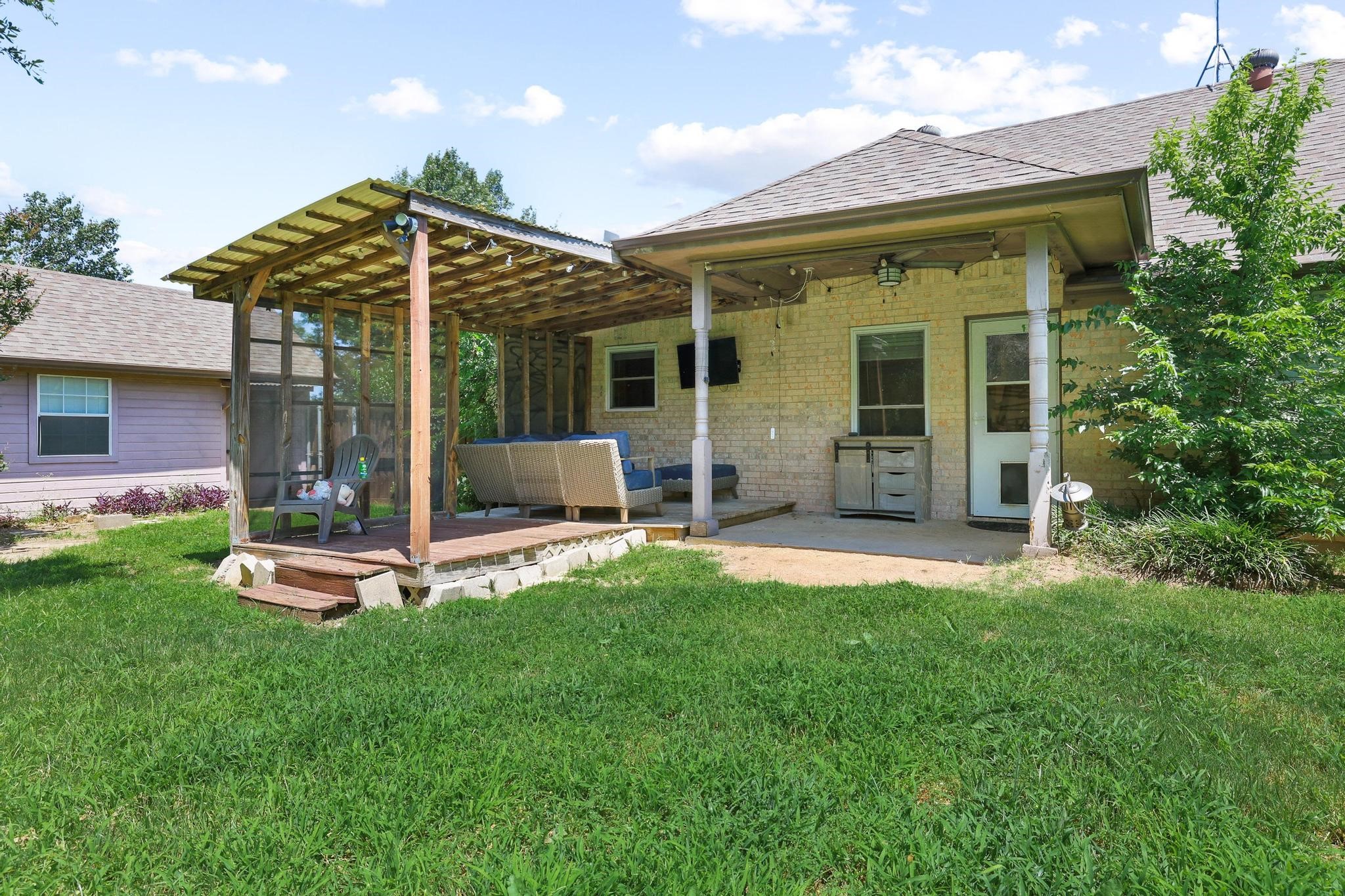 315 Preston Glen Gunter TX 75058