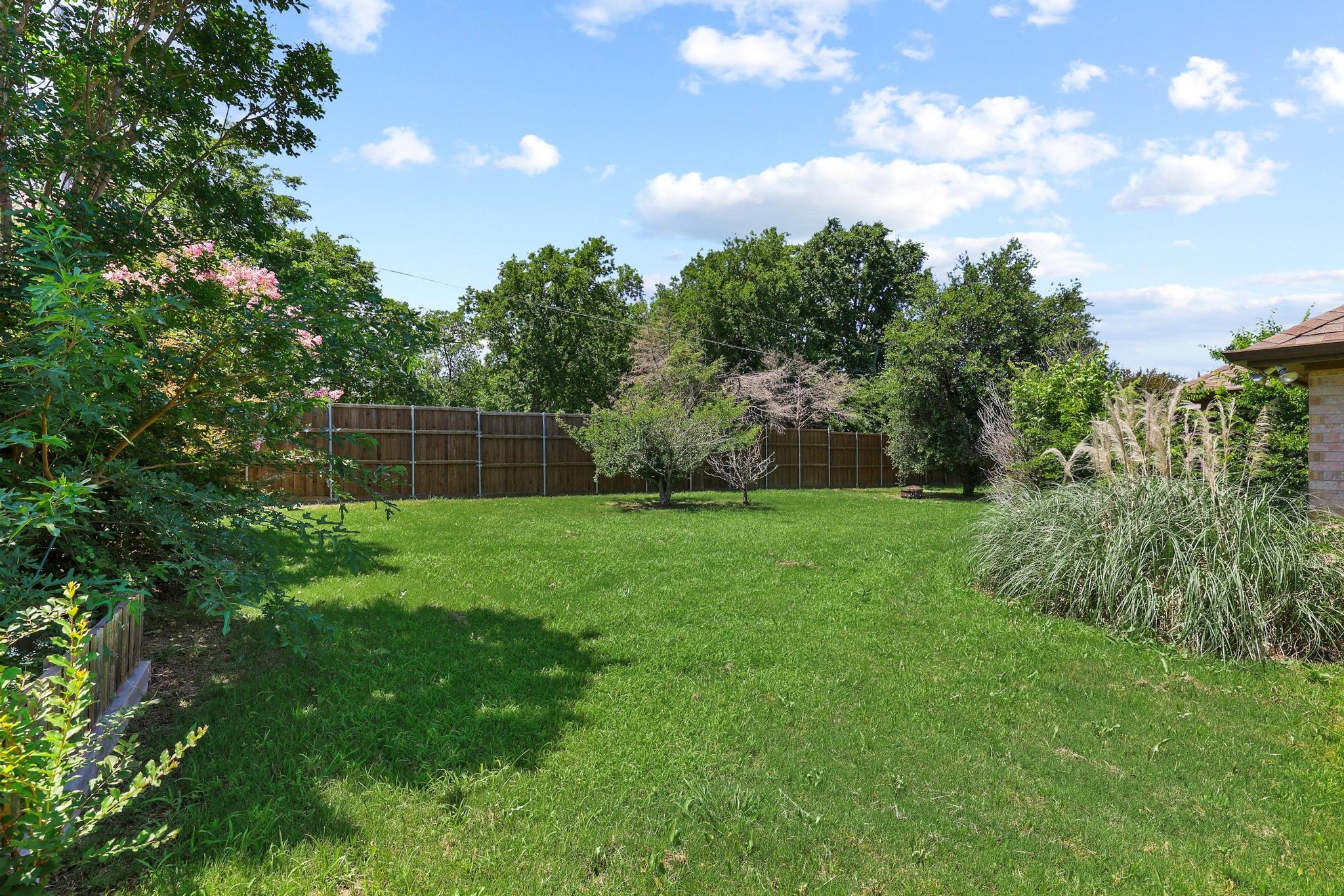 315 Preston Glen Gunter TX 75058