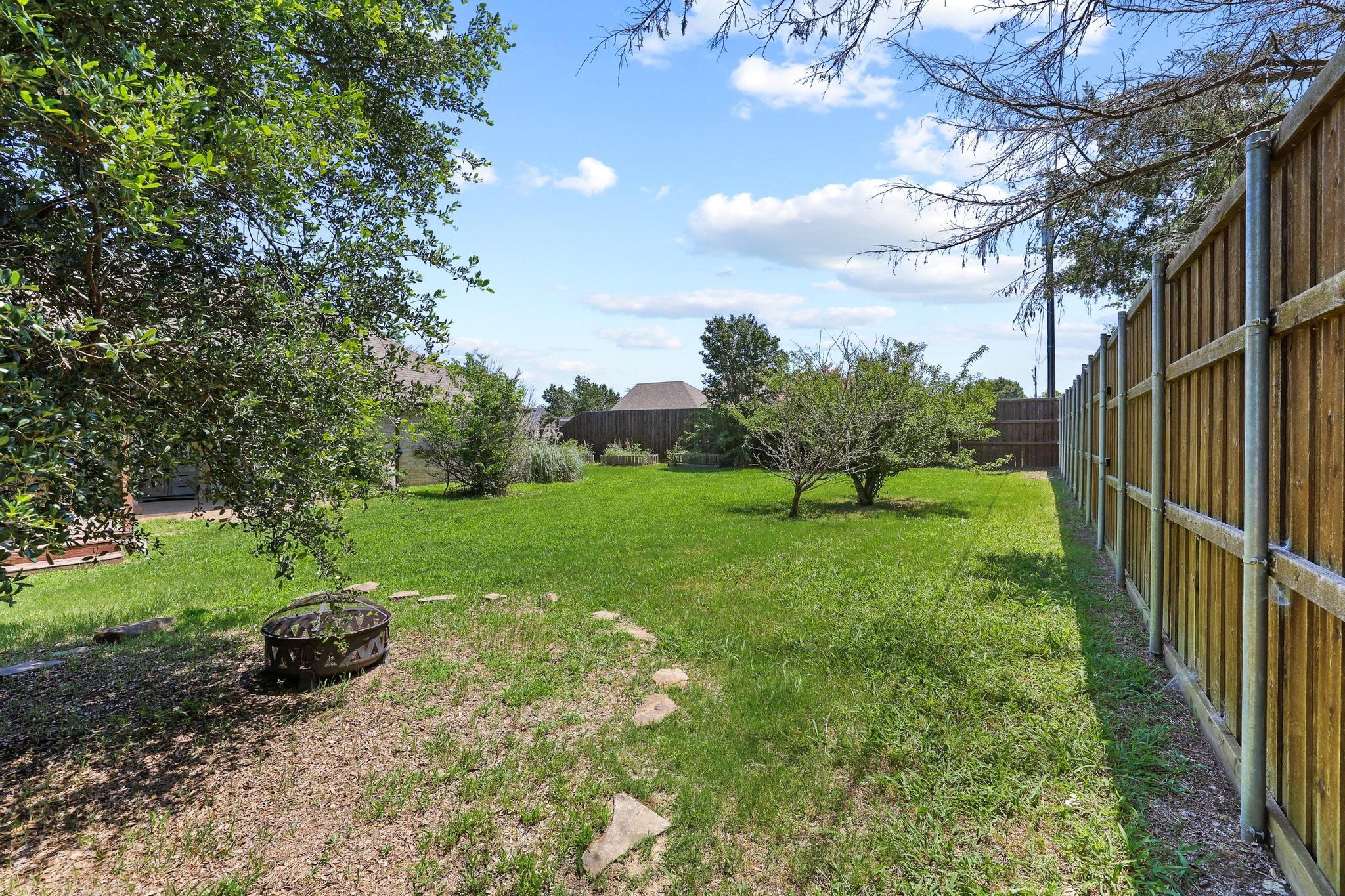 315 Preston Glen Gunter TX 75058