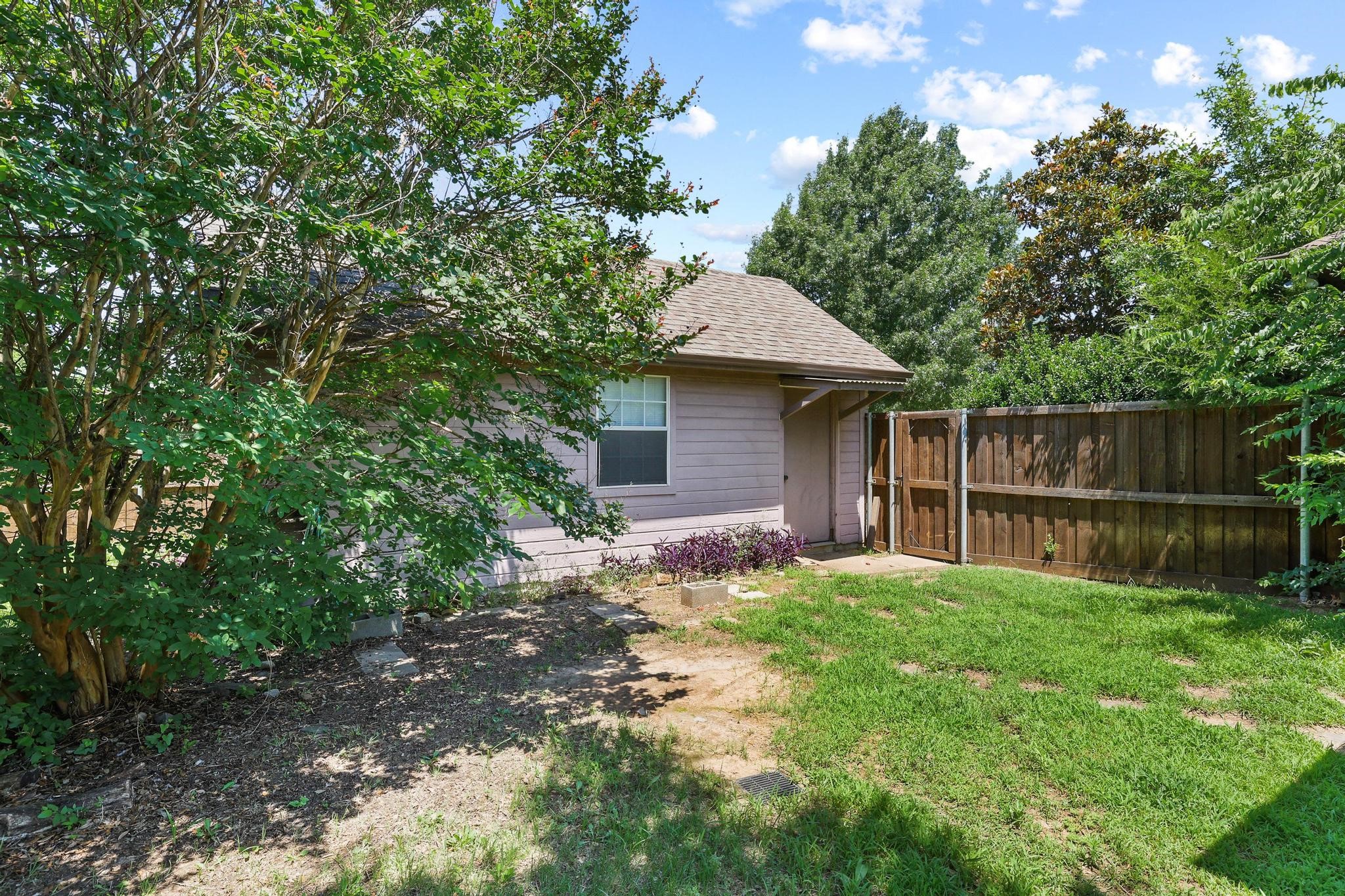 315 Preston Glen Gunter TX 75058