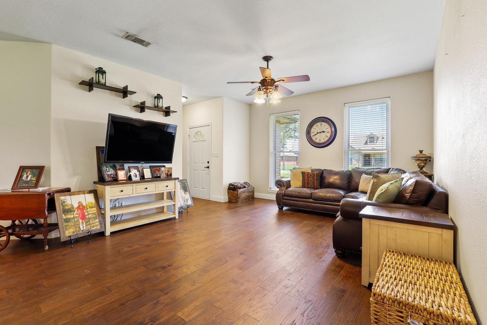315 Preston Glen Gunter TX 75058