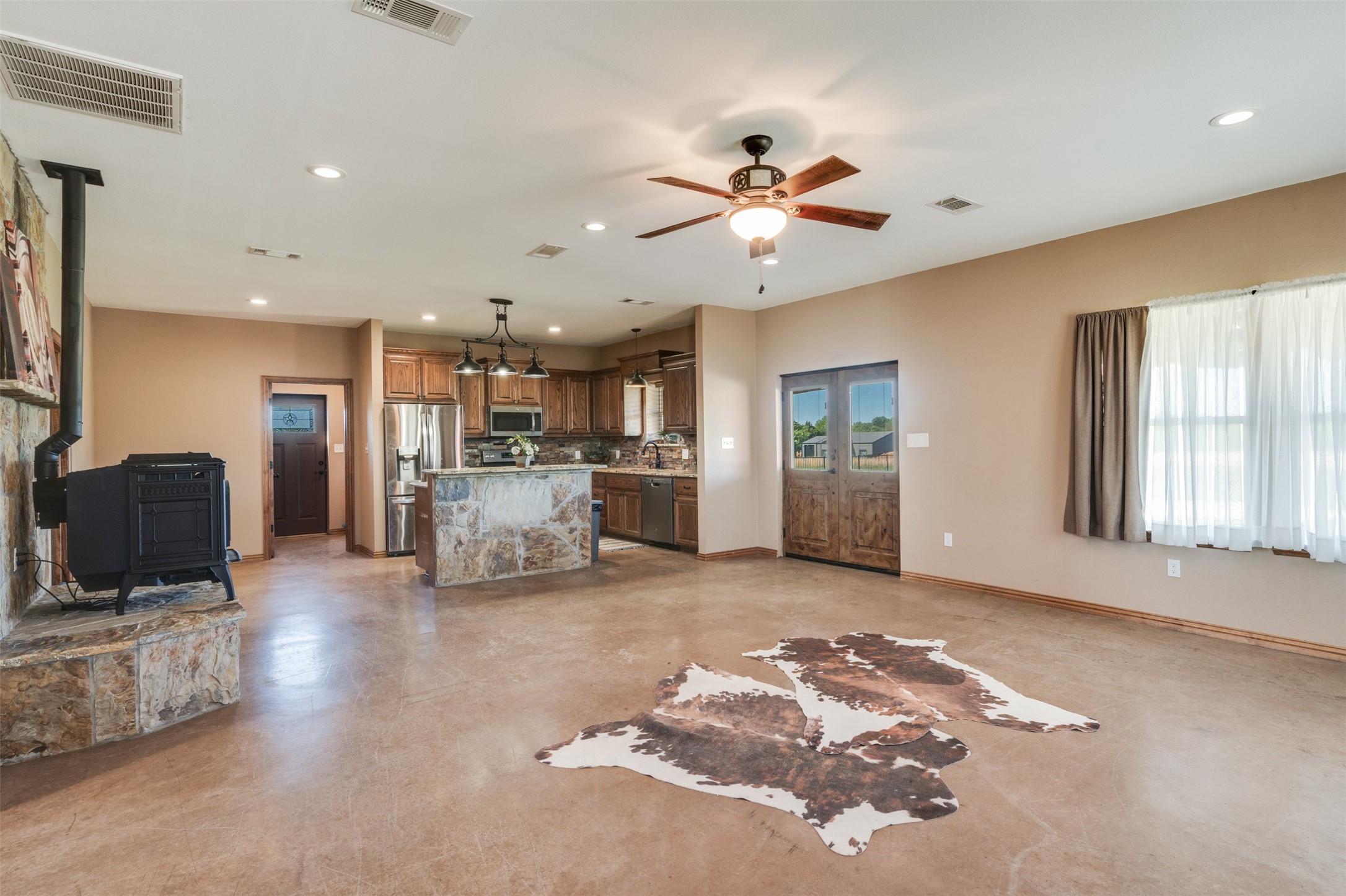 473 Clountz Lane Pottsboro TX 75076