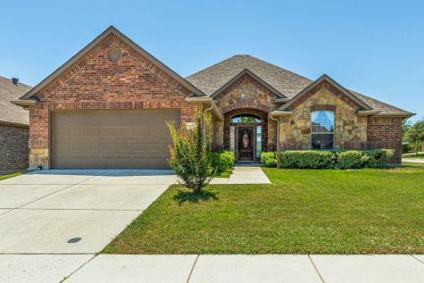 8757 Regal Royale Drive Fort Worth TX 76108