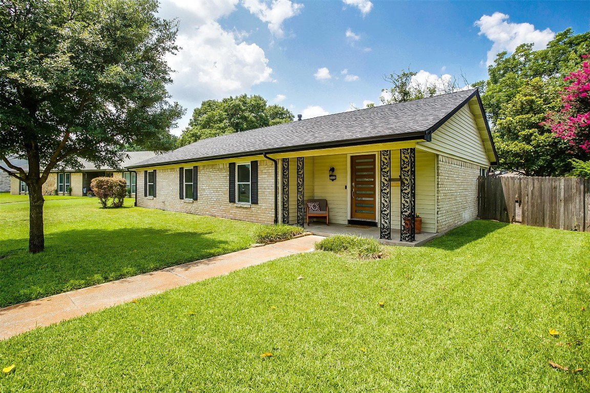 11505 Glen Cross Drive Dallas TX 75228