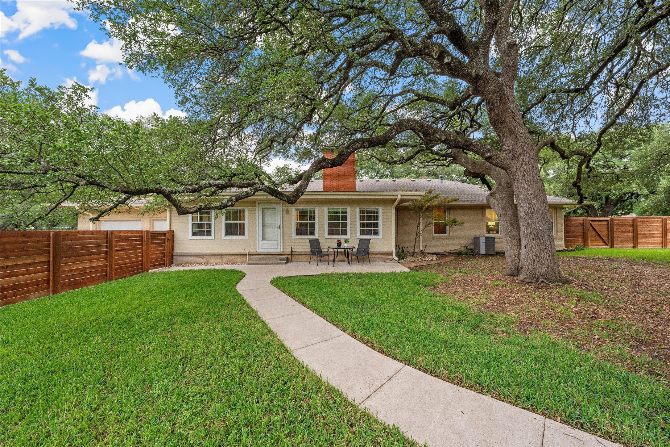 4901 Meadow Wood Drive Waco TX 76710