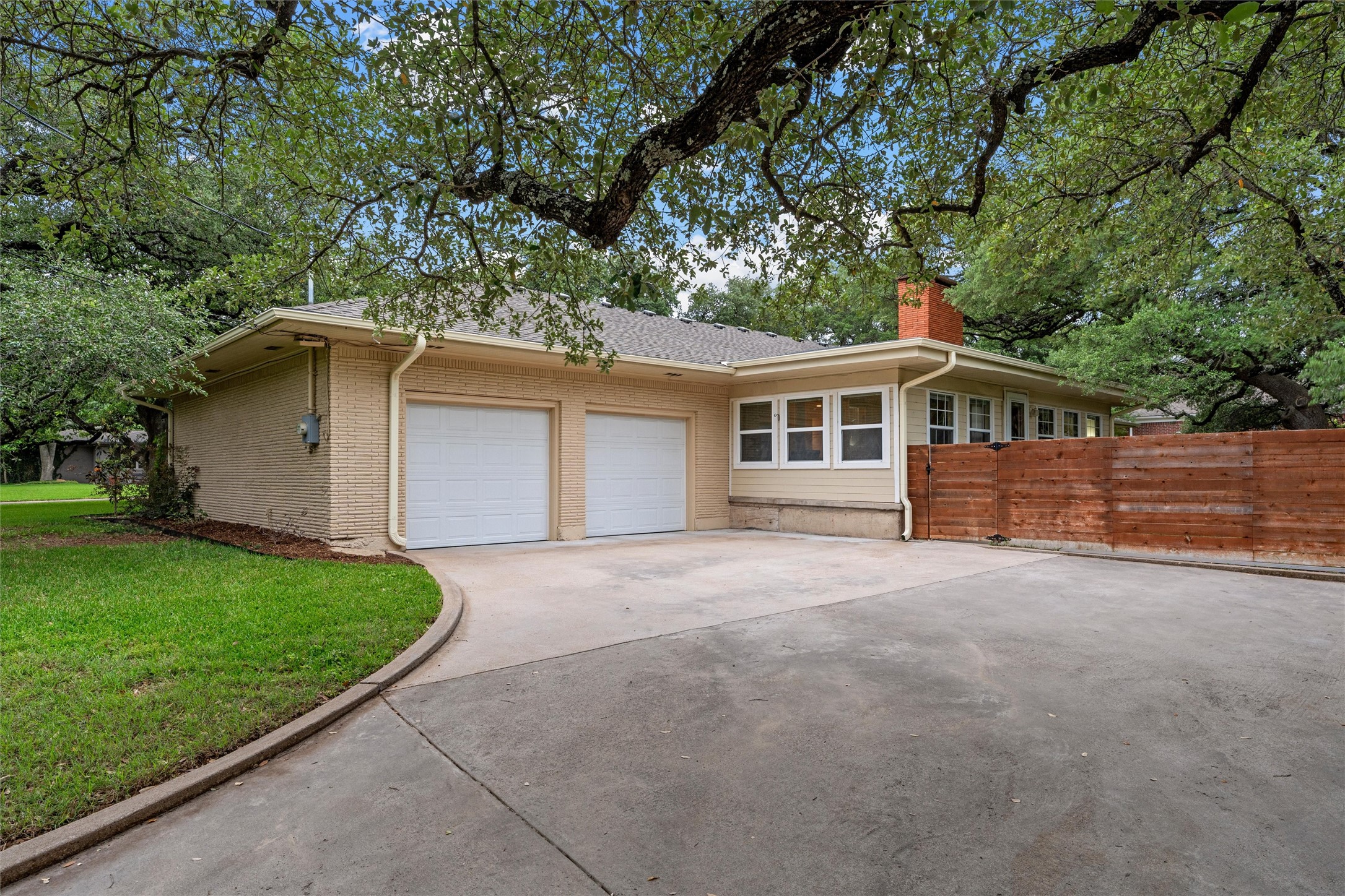 4901 Meadow Wood Drive Waco TX 76710