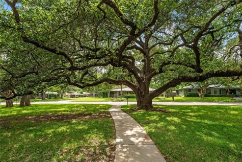 4901 Meadow Wood Drive Waco TX 76710