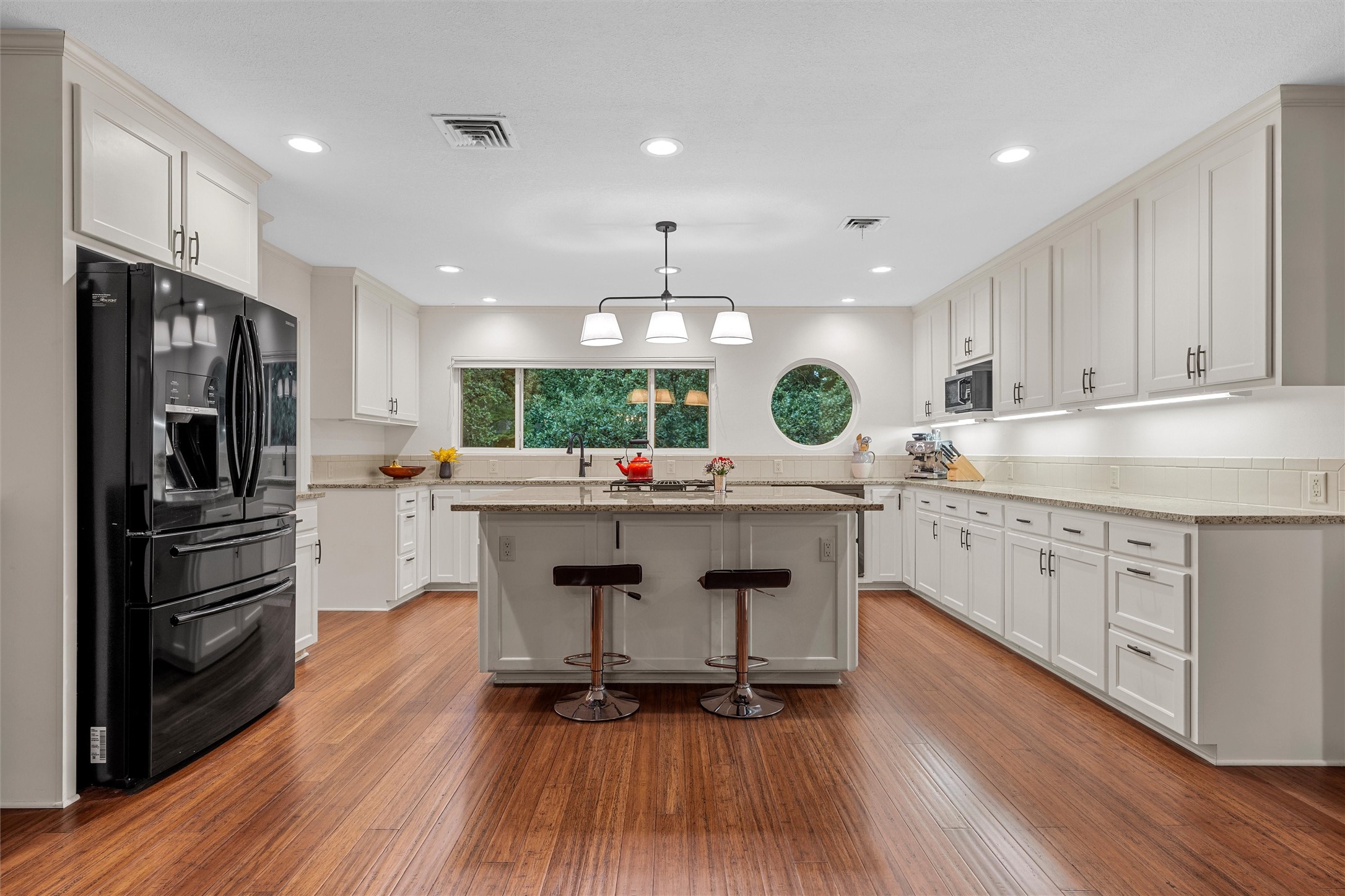 4901 Meadow Wood Drive Waco TX 76710