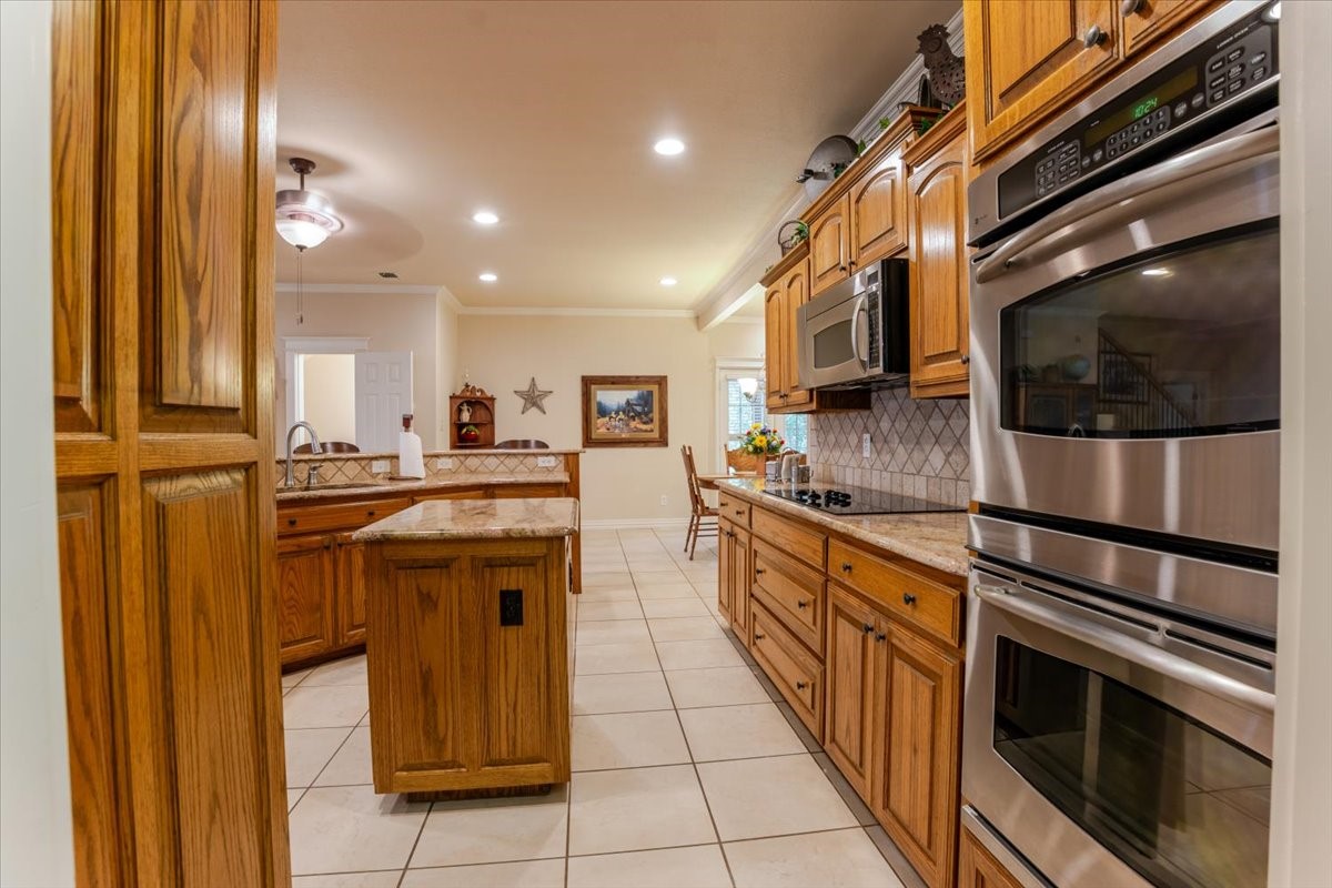 2295 County Road 326 Glen Rose TX 76043