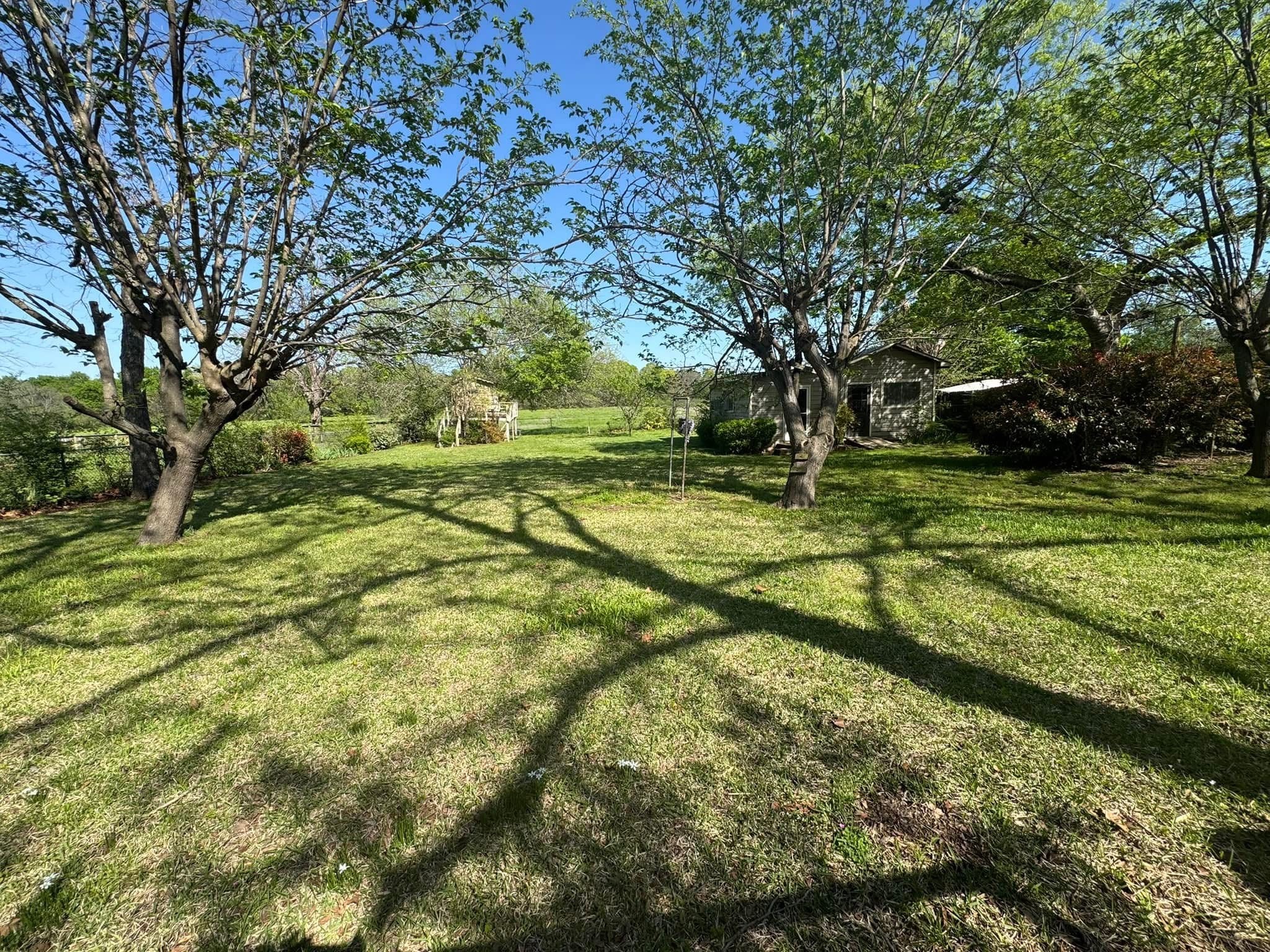 429 S Broadway Street Bells TX 75414