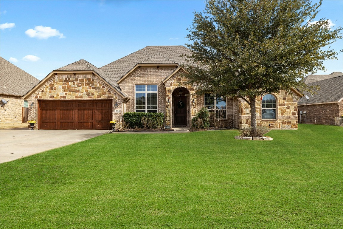 2912 Willow Ridge Circle Granbury TX 76049