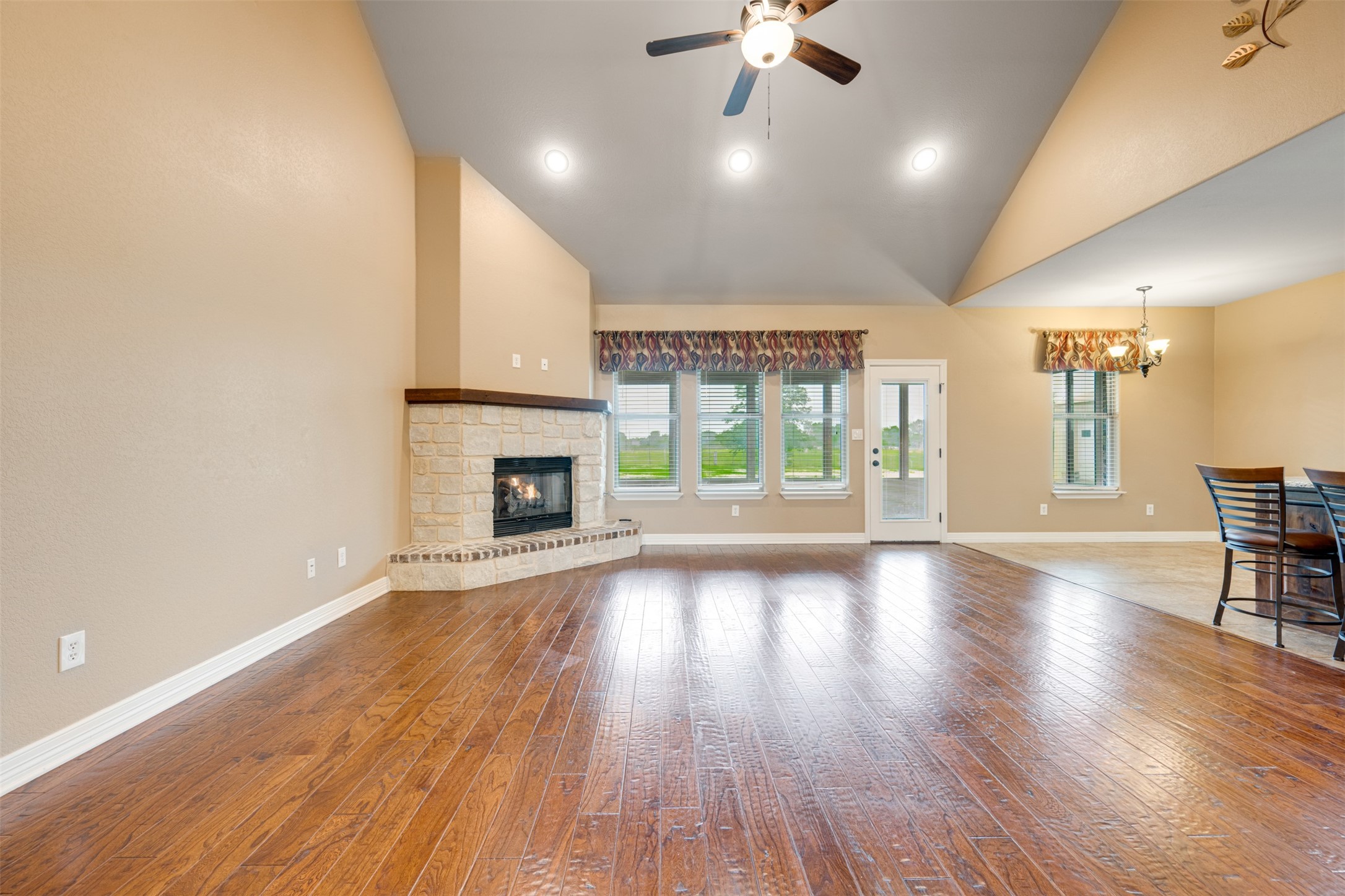 12554 Cr 1260 Bullard TX 75757