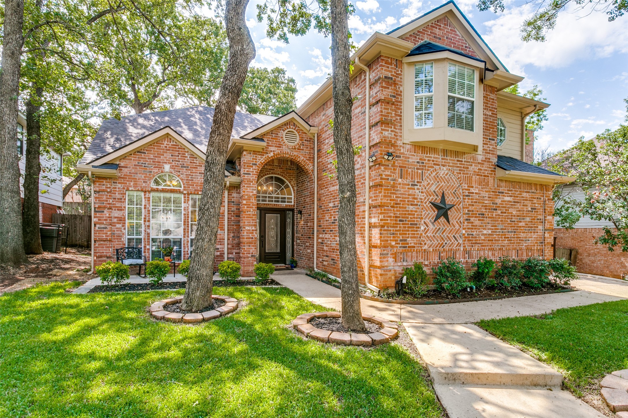 2161 S Winding Creek Drive Grapevine TX 76051