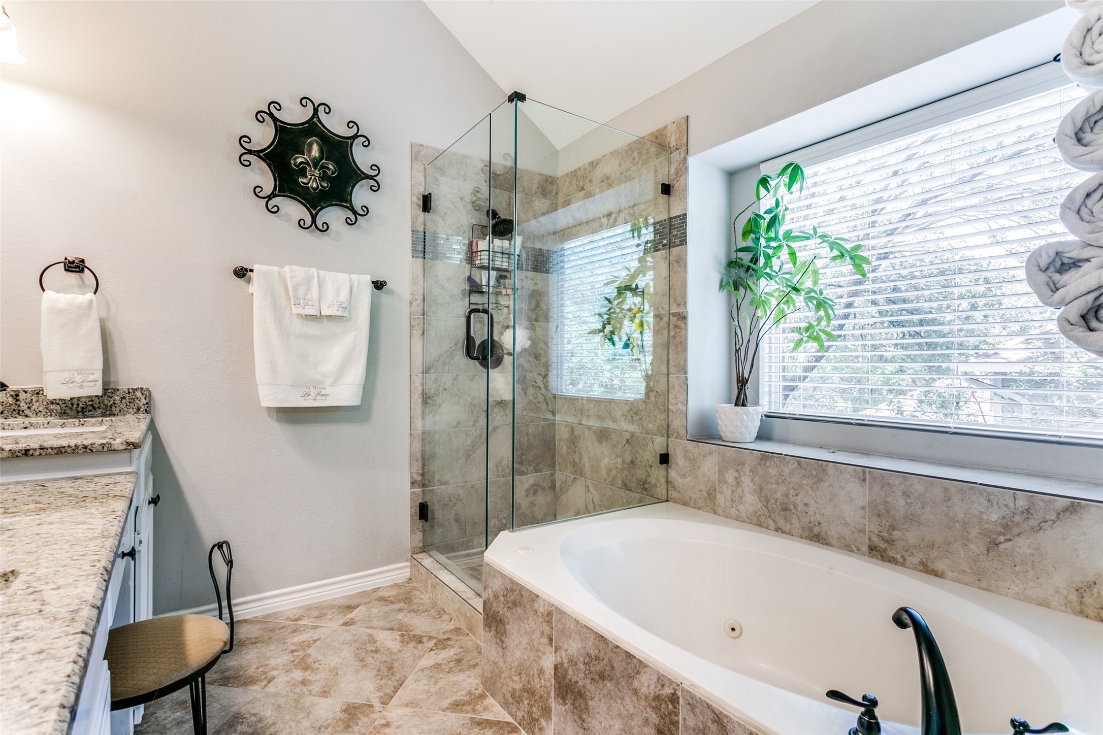 2161 S Winding Creek Drive Grapevine TX 76051