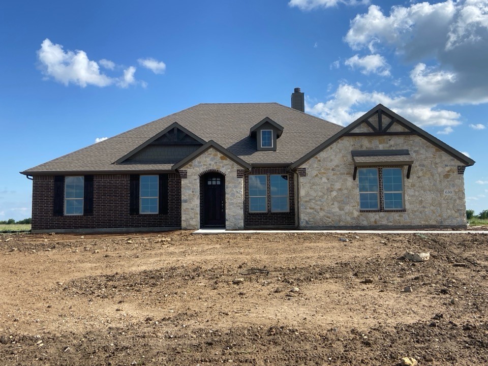 630 County Road 200 Valley View TX 76272