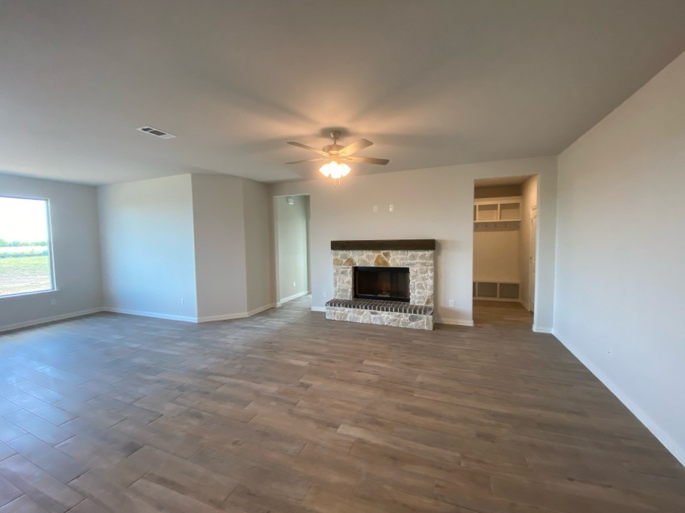 630 County Road 200 Valley View TX 76272