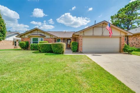 5704 Fireside Drive Arlington TX 76016