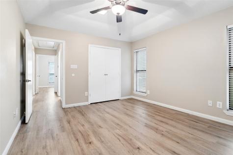 6004 Twinhill Drive Arlington TX 76016