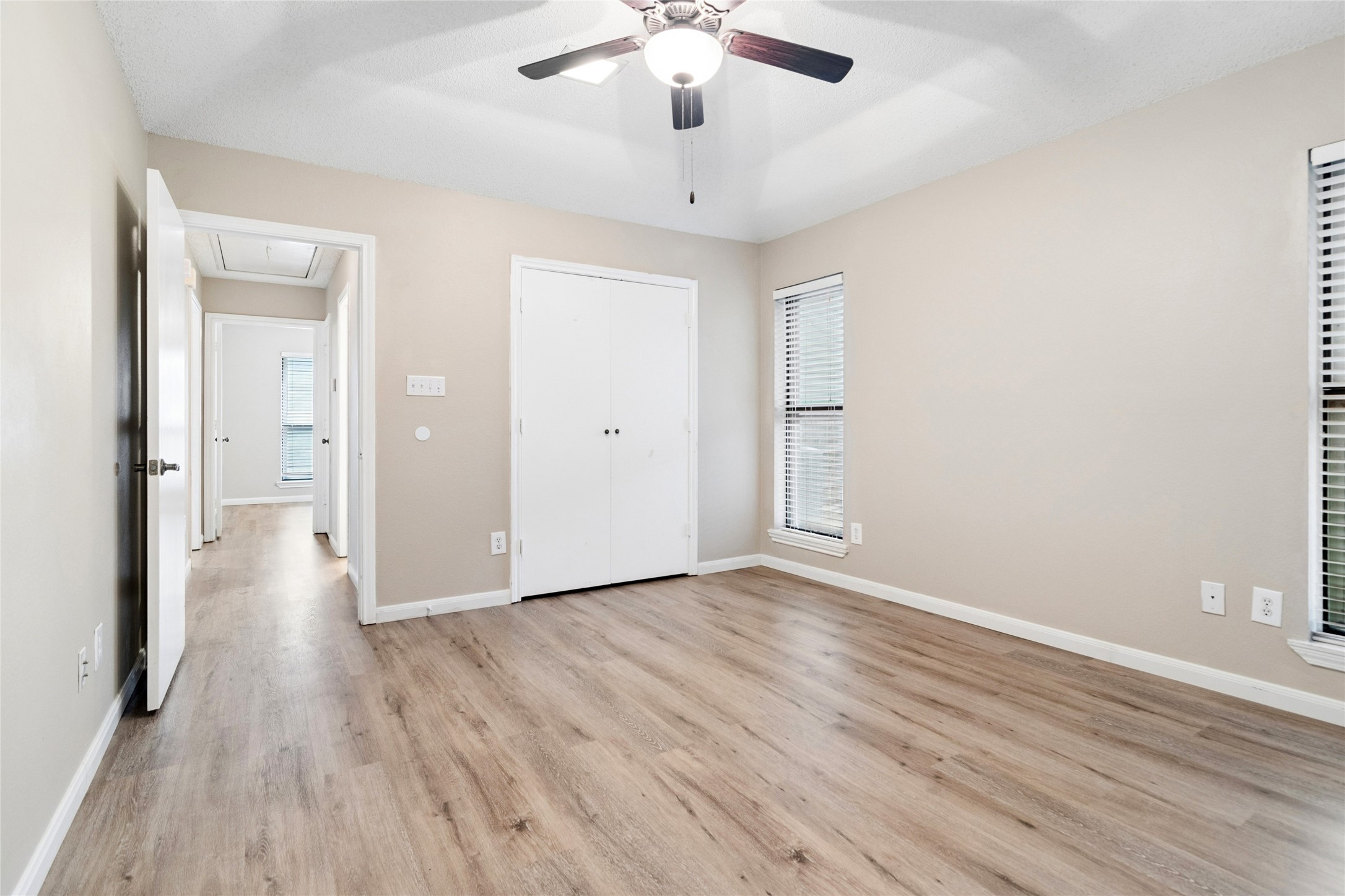 6004 Twinhill Drive Arlington TX 76016