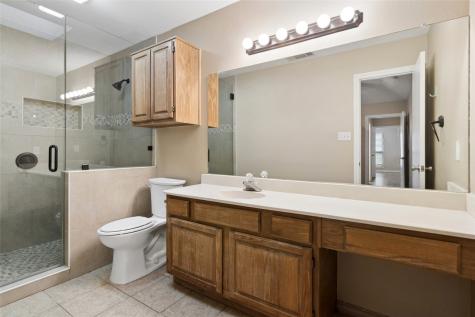 6004 Twinhill Drive Arlington TX 76016